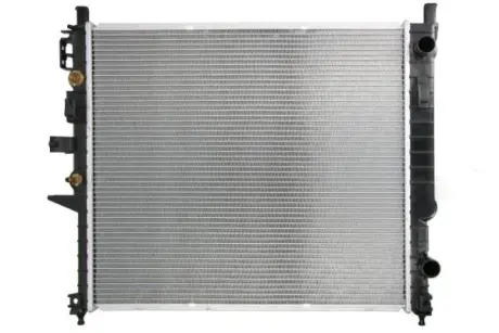 Радіатор двигуна (акпп) MERCEDES M (W163) 2.7D 12.99-06.05 THERMOTEC D7M076TT