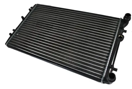 Радіатор двигуна (мкпп) SEAT CORDOBA, IBIZA III, IBIZA IV, IBIZA IV SC, IBIZA IV ST SKODA FABIA I, FABIA I PRAKTIK, FABIA II, ROOMSTER, ROOMSTER PRAKTIK VW FOX, POLO, POLO IV, POLO V 1.0-2.0 08.99- THERMOTEC D7S002TT
