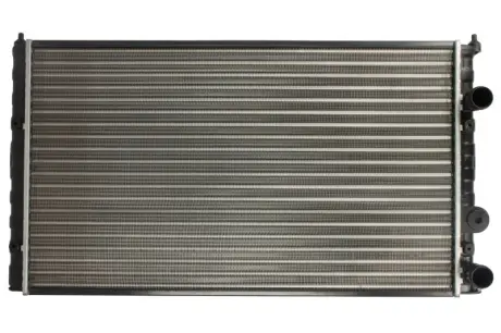 Радіатор двигуна (мкпп) SEAT AROSA, CORDOBA, CORDOBA VARIO, IBIZA II, INCA VW CADDY II, GOLF III, LUPO I, PASSAT B3/B4, POLO, POLO III, POLO III CLASSIC, VENTO 1.0-2.9 06.91-07.05 THERMOTEC D7W030TT
