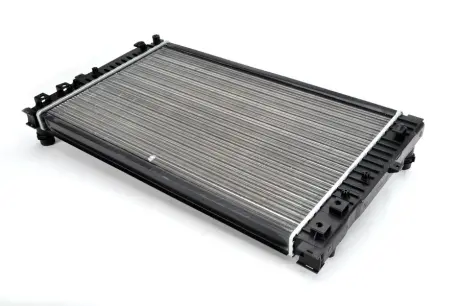 Радіатор двигуна (акпп) AUDI A4 B5, A6 C4, A6 C5, ALLROAD C5 SKODA SUPERB I VW PASSAT B5, PASSAT B5.5 1.8-4.0 01.95-03.08 THERMOTEC D7W052TT