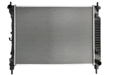 Радіатор двигуна (мкпп) CHEVROLET CAPTIVA OPEL ANTARA A 2.2D 12.10- THERMOTEC D7X096TT