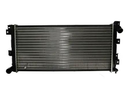 Радіатор двигуна (мкпп) CHRYSLER GRAND VOYAGER III, VOYAGER III DODGE CARAVAN PLYMOUTH VOYAGER 2.5D 01.95-03.01 THERMOTEC D7Y073TT