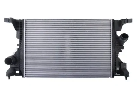 Інтеркулер MERCEDES A (V177), A (W177), B SPORTS TOURER (W247), CLA (C118), CLA SHOOTING BRAKE (X118), GLA (H247), GLB (X247) 1.3-2.0H 03.18- THERMOTEC DAM038TT (фото 1)