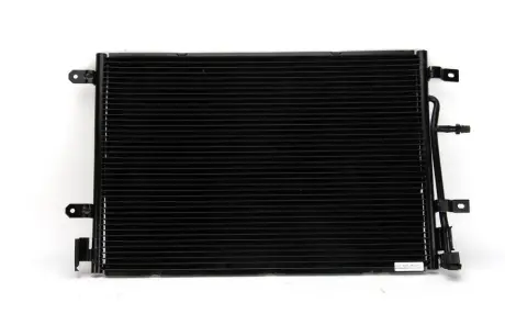 Конденсатор кондиціонера AUDI A4 B6, A4 B7 SEAT EXEO, EXEO ST 1.6-4.2 11.00-05.13 THERMOTEC KTT110046