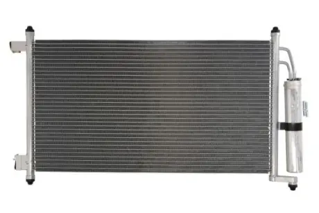 Конденсатор кондиціонера (з осушувачем) NISSAN JUKE, MICRA III, PULSAR, TIIDA RENAULT MODUS 1.2-1.6 01.03- THERMOTEC KTT110074