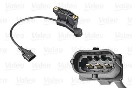Датчик положення розподільчого валу OPEL ASTRA G, ASTRA H, ASTRA H GTC, CORSA C, MERIVA A, SIGNUM, TIGRA, VECTRA B, VECTRA C, VECTRA C GTS, ZAFIRA A, ZAFIRA B, ZAFIRA C SAAB 9-3 1.8 10.95- Valeo 253811