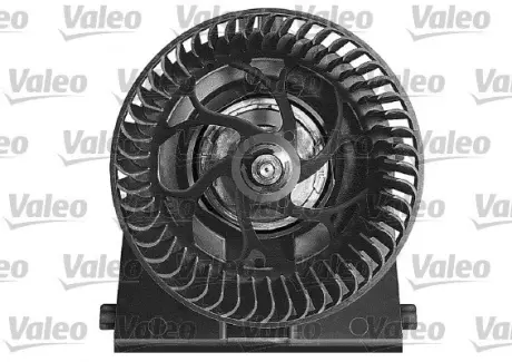 Вентилятор кабiни кондиц. Valeo 698262