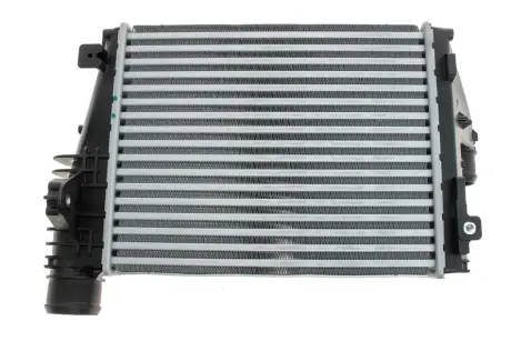 Радіатор наддуву Valeo 818304