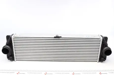 Інтеркулер MERCEDES SPRINTER 3,5-T (B906), SPRINTER 3,5-T (B907), SPRINTER 3,5-T (B907, B910), SPRINTER 3-T (B906), SPRINTER 3-T (B910, B907), SPRINTER 4,6-T (B906) 1.8-3.0D 06.06-12.21 Valeo 818341