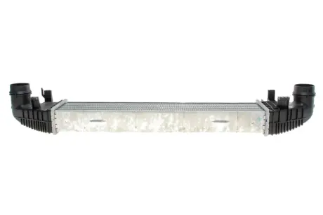 Інтеркулер MERCEDES C (C204), C T-MODEL (S204), C (W204), E (A207), E (C207), E T-MODEL (S212), E (W212), SLK (R172) 1.8/2.2D 08.08- Valeo 818616
