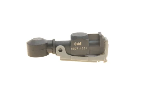 Наконечник троса куліси VW Polo 01-09 Vika 77111641601