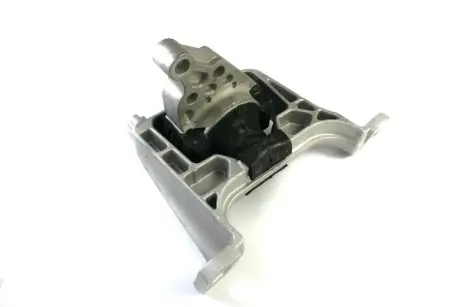 Подушка двигуна задн Прав, гумово-металев. MAZDA 3 1.3-2.3 10.03-06.09 YAMATO I53041YMT