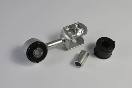 Стійка стабілізатора передн Прав 74mm TOYOTA GRANVIA, HIACE / COMMUTER V, HIACE IV, HIACE V, YARIS 1.3-3.0D 08.89- YAMATO J62028YMT