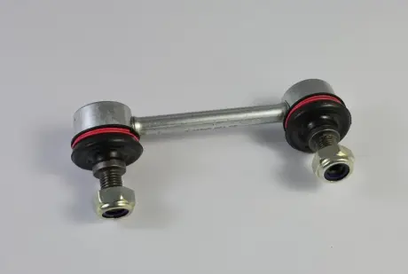 Стійка стабілізатора задн Прав 100mm TOYOTA RAV 4 II 1.8/2.0/2.0D 05.00-11.05 YAMATO J62083YMT