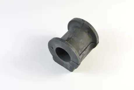 Подушка стабілізатора передн Лів/Прав (21мм) FIAT SEDICI SUZUKI SX4 1.5-2.0D 06.06- YAMATO J78010YMT